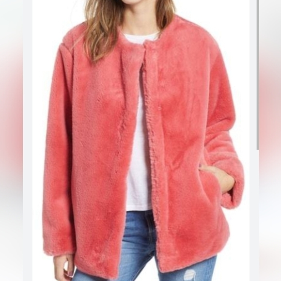 Bernardo Jackets & Blazers - BERNARDO Faux Fur Jacket